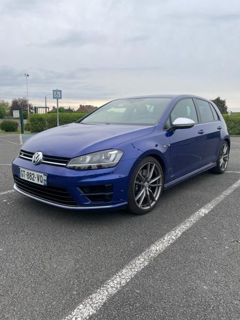 VOLKSWAGEN GOLF VII 2015