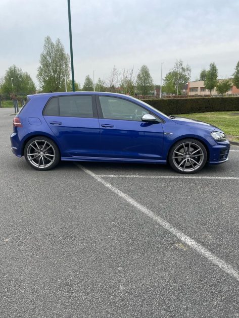 VOLKSWAGEN GOLF VII 2015