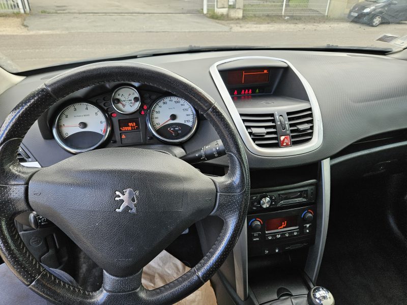 PEUGEOT 207 2006