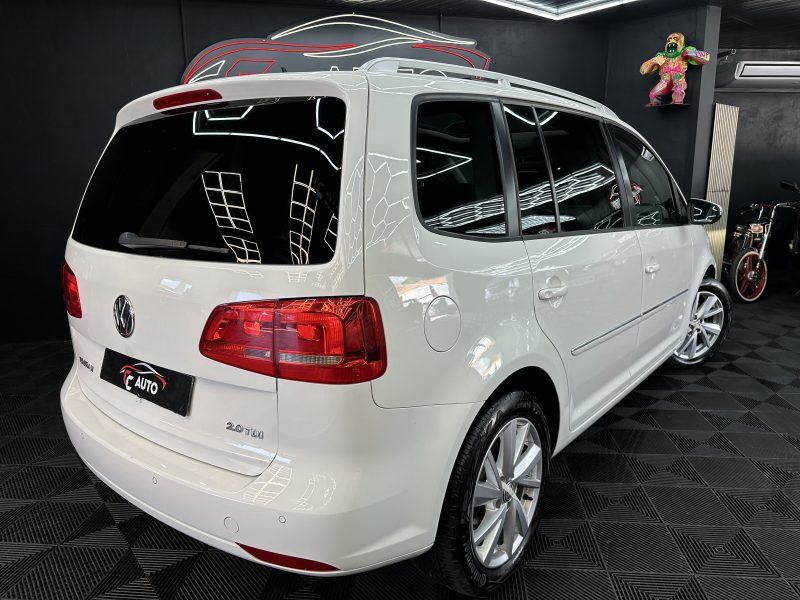 VOLKSWAGEN TOURAN 2013