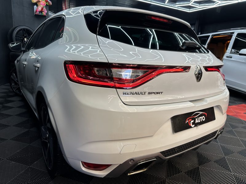 RENAULT MEGANE IV GT Berline 2017