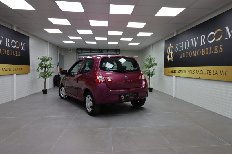 RENAULT TWINGO II 2012