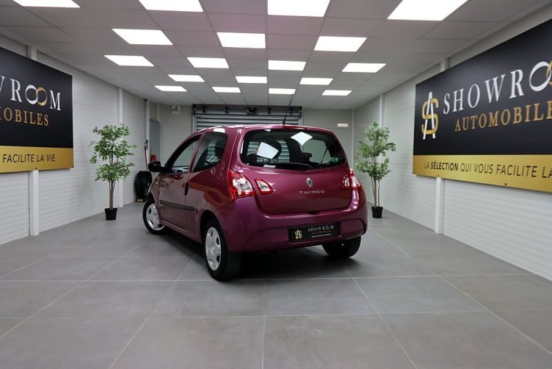 RENAULT TWINGO II 2012