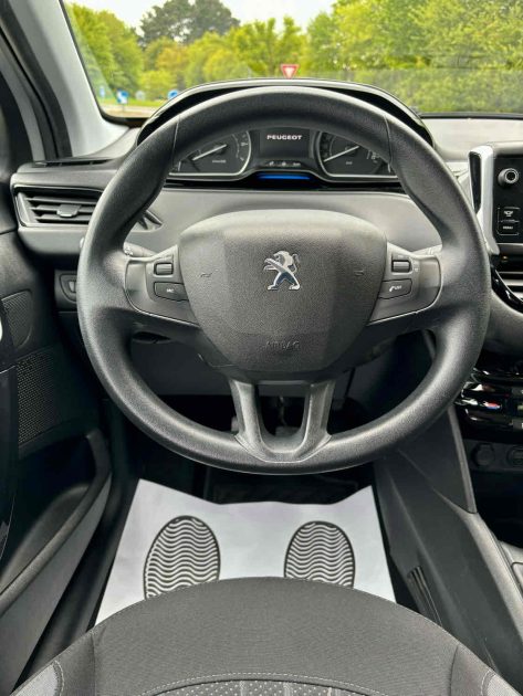 PEUGEOT 208 1.2 VTI 82CH BVM5 ACTIVE