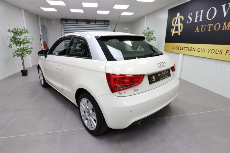 AUDI A1 2011