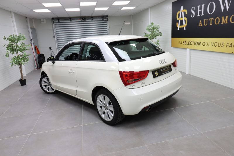 AUDI A1 2011