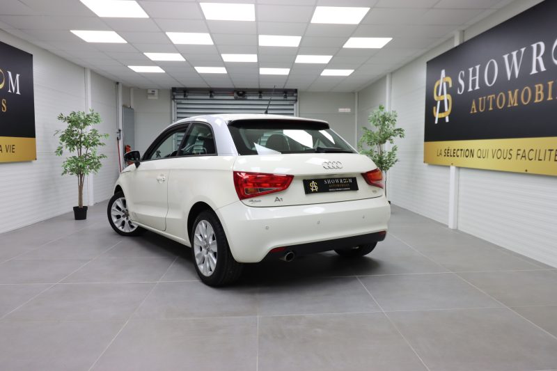 AUDI A1 2011