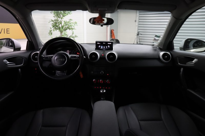 AUDI A1 2011