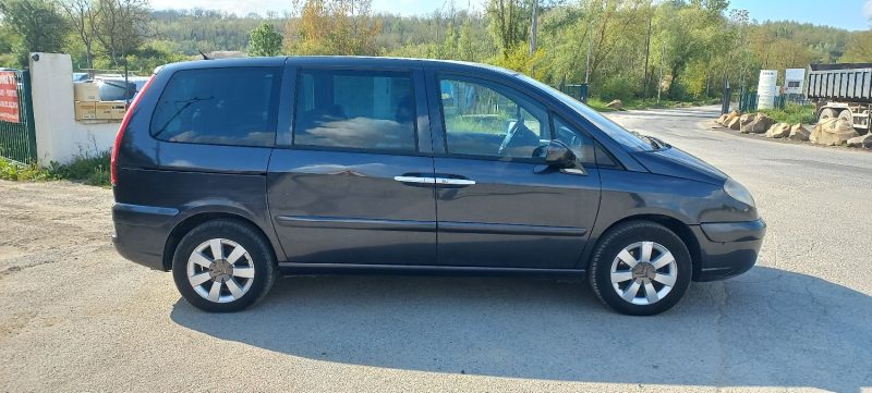 CITROEN C8 MOTEUR MOTEUR 220000KM 7PLACES