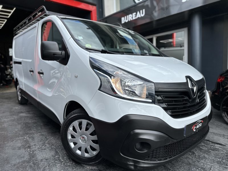 RENAULT TRAFIC III Fourgon 2015