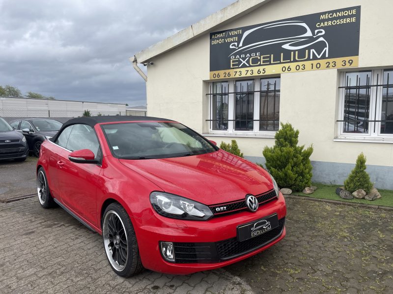 VOLKSWAGEN GOLF CABRIO GTI ROUGE AUTOMATIQUE  2012