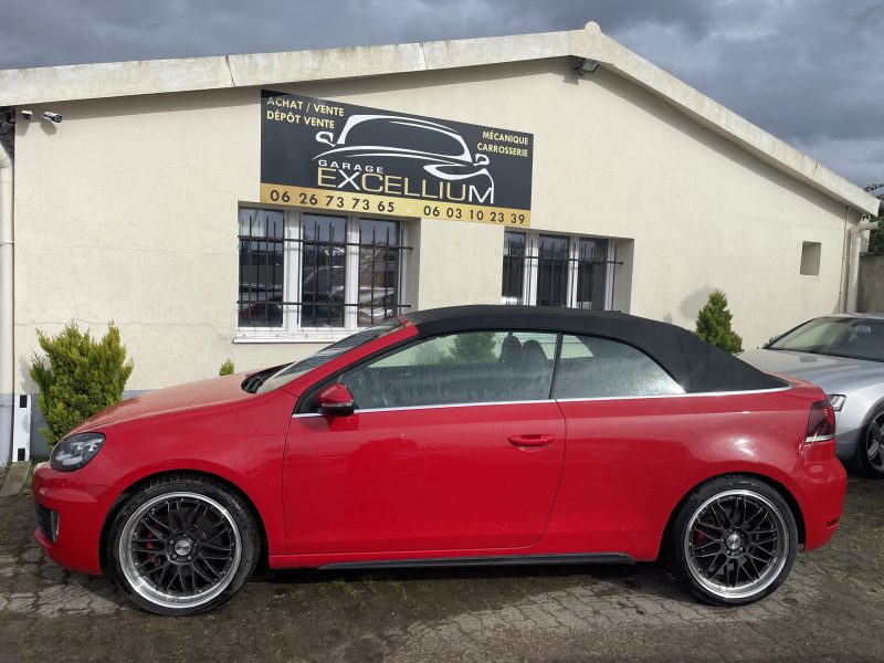 VOLKSWAGEN GOLF CABRIO GTI ROUGE AUTOMATIQUE  2012