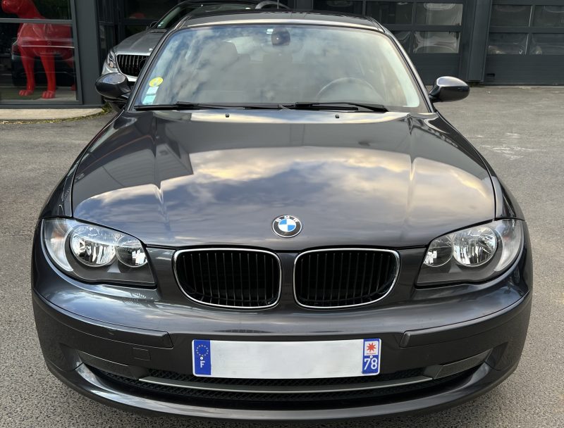 BMW SERIE 1 E87 PHASE 2 LCI 116i 1.6 122 Cv 5 PORTES - GARANTIE 1 AN