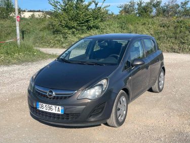 OPEL CORSA E 2013