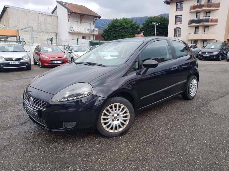 FIAT GRANDE PUNTO 1.2i 65CV DYNAMIC