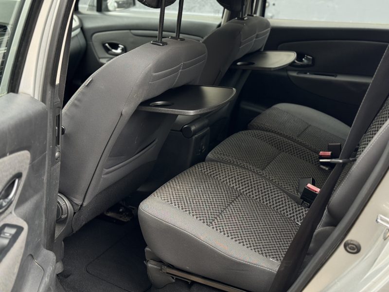 RENAULT Scenic III 2011