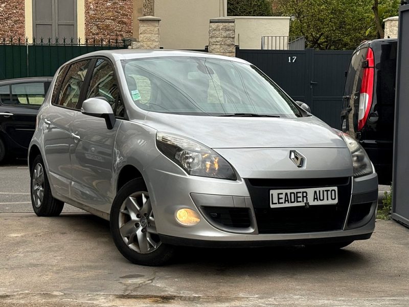 RENAULT Scenic III 2011