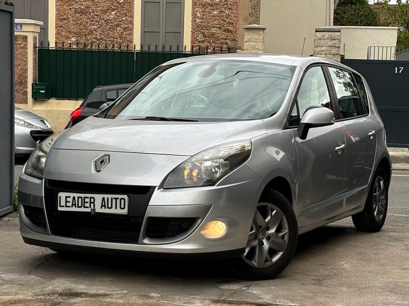 RENAULT Scenic III 2011