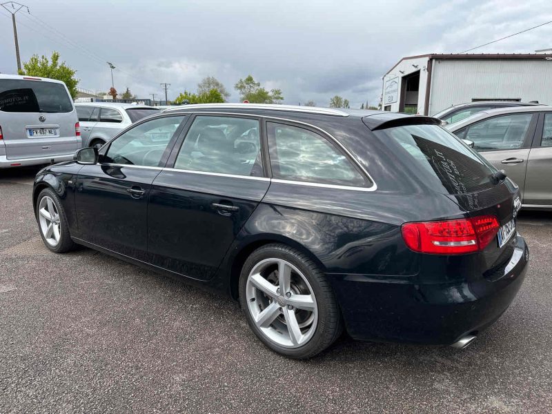 AUDI A4 2010