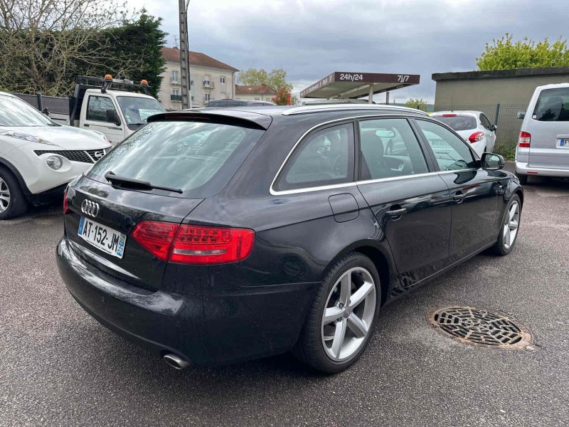 AUDI A4 2010