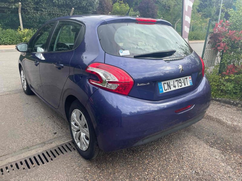 PEUGEOT 208 I 1.4HDI 68CV