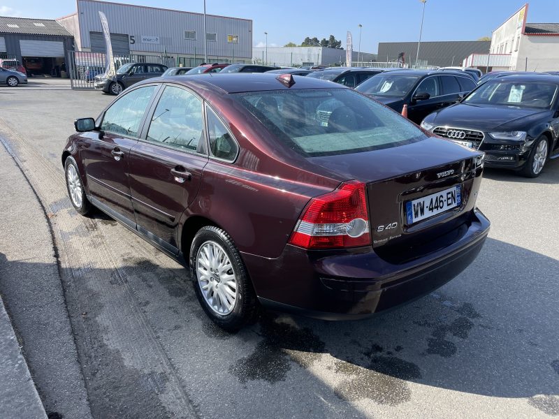 VOLVO S40 II 2004