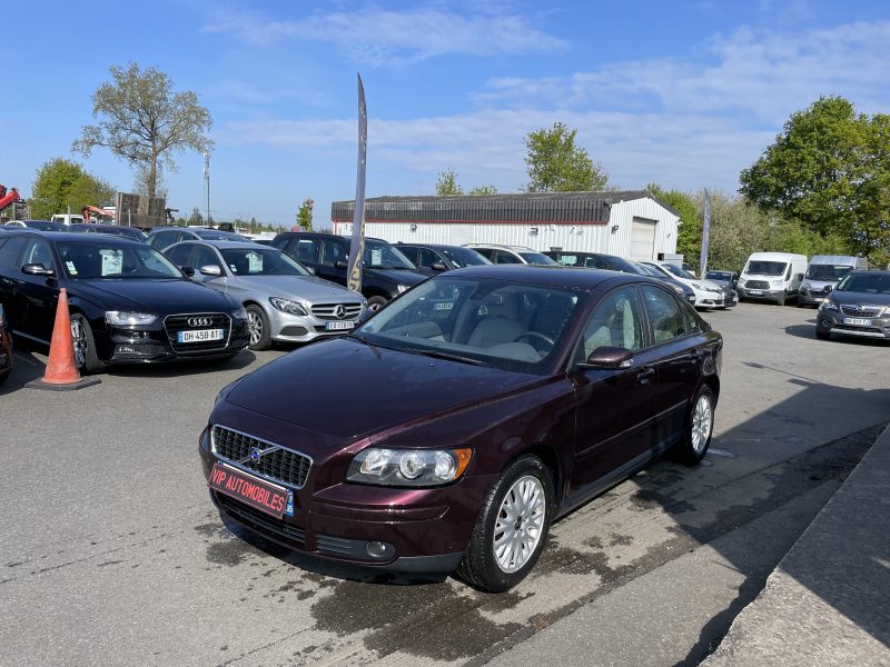 VOLVO S40 II 2004