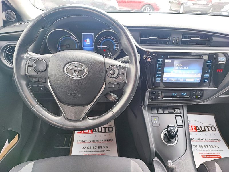 TOYOTA AURIS 2018