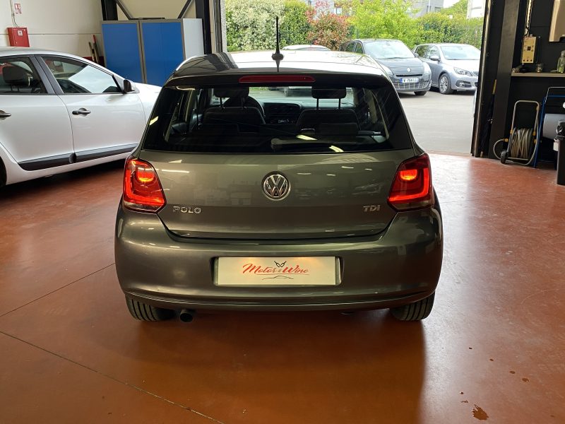 VOLKSWAGEN POLO 2014