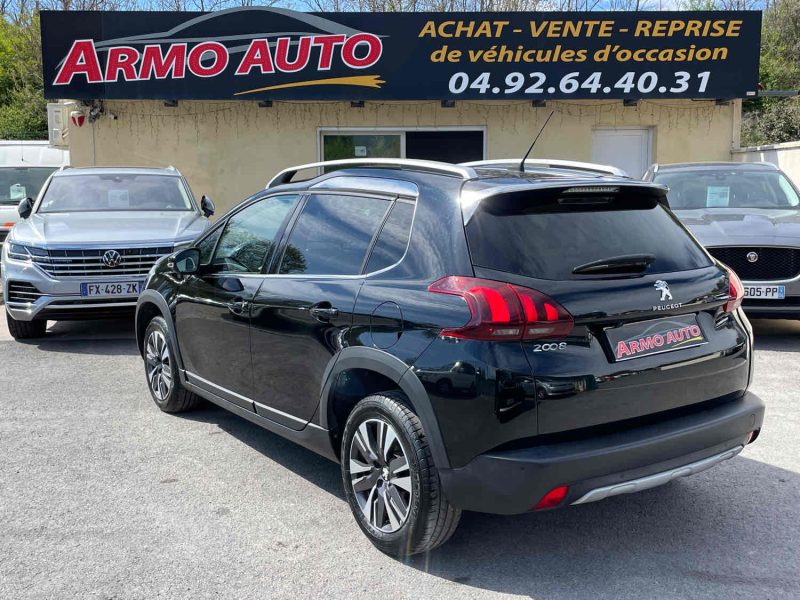 PEUGEOT 2008  2019