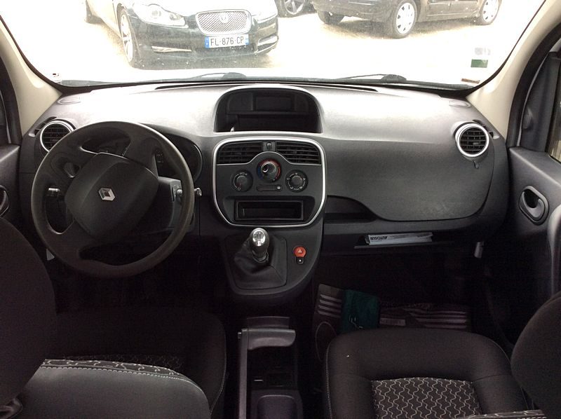 RENAUL KANGOO 1.2 TCe  Essence 115cv HORS TAXE  11600 EUROS