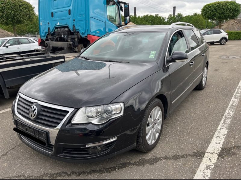 VOLKSWAGEN PASSAT 2009