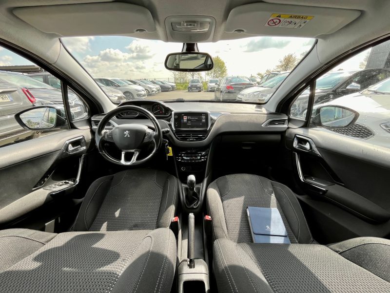 PEUGEOT 208 1.6 BlueHDi 100CH BVM5 ALLURE