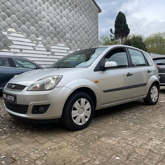 FORD FIESTA V 2006