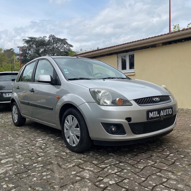 FORD FIESTA V 2006