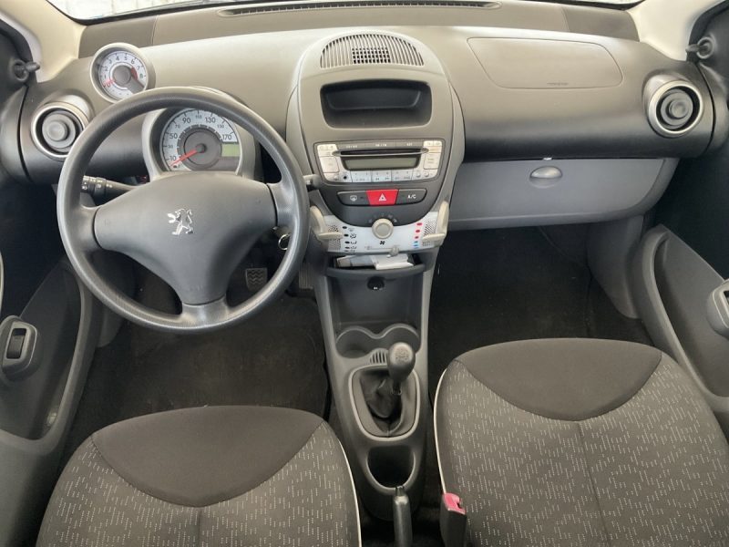 PEUGEOT 107 1.0 68 Cv PREMIERE MAIN / 29 900 Kms 5 PORTES CLIMATISATION BLUETOOTH - GARANTIE 1 AN