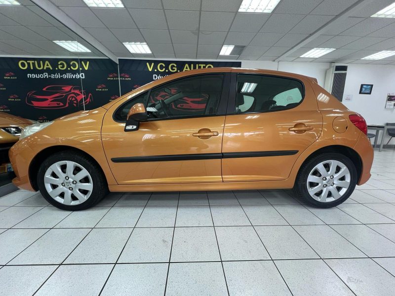 PEUGEOT 207 1.6 HDi 16V 90CH URBAN