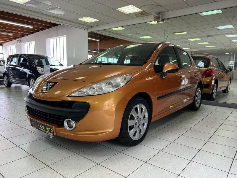 PEUGEOT 207 1.6 HDi 16V 90CH URBAN