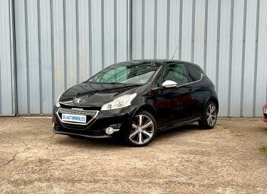 PEUGEOT 208 I 2015