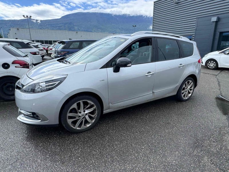 RENAULT SCENIC 20151.6 dCi 130cv BOSE 7 PLACES REPRISE POSSIBLE