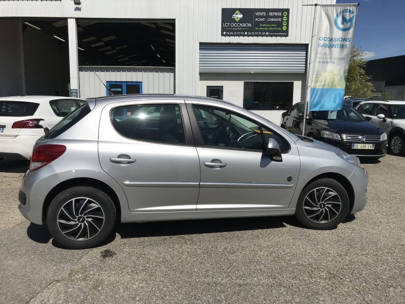 PEUGEOT 207 - 1.6 HDi 92cv URBAN MOVE - GARANTIE 6 MOIS