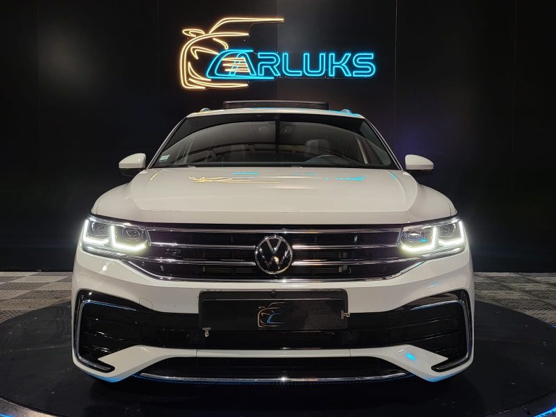 VOLKSWAGEN TIGUAN R-Line e-Hybrid 245 cv DSG 1ère Main