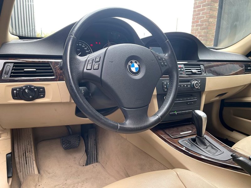 BMW SERIE 318i 2008