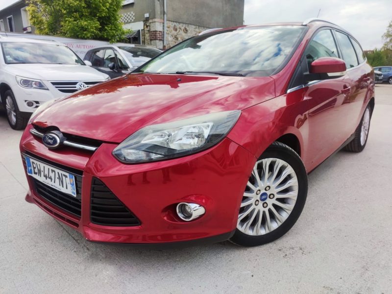 FORD FOCUS III Turnier 2011