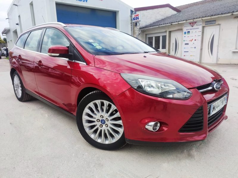 FORD FOCUS III Turnier 2011