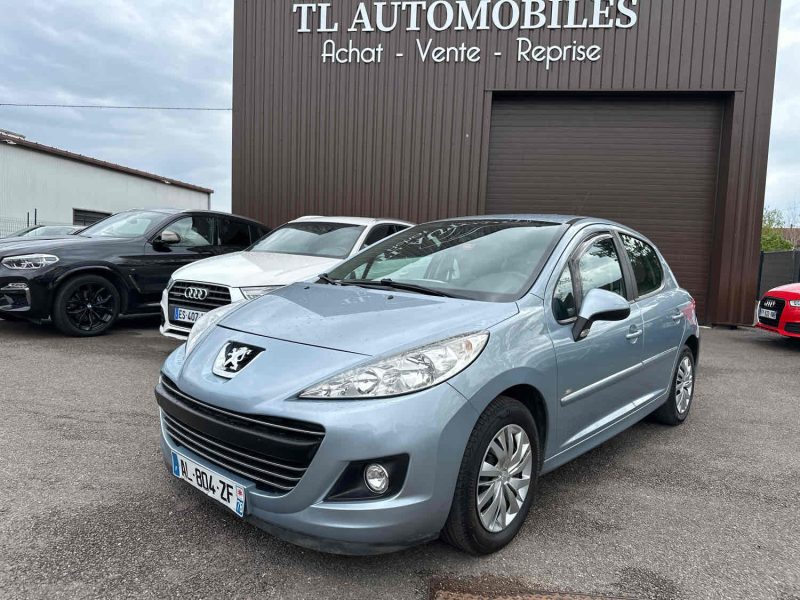 PEUGEOT 207 2010