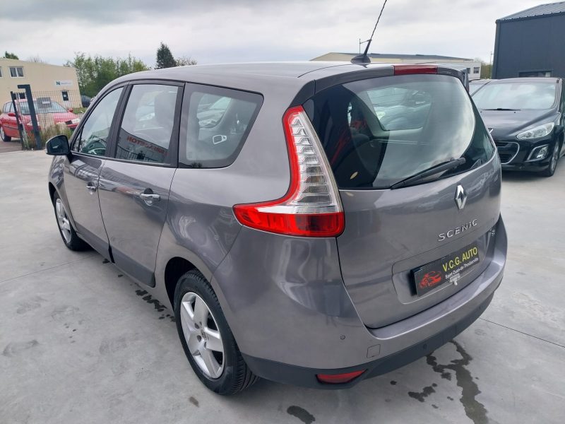 RENAULT SCENIC III 1.5 dCi 110 Business 7 places