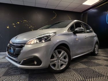 PEUGEOT 208 1.2 VTI BVM5 82CH STYLE / RADAR DE RECUL / ECRAN TACTILE / SUIVI ENTRETIEN COMPLET