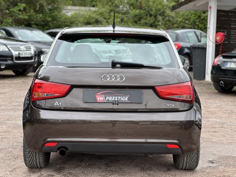 AUDI A1 2011