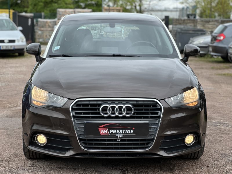 AUDI A1 2011